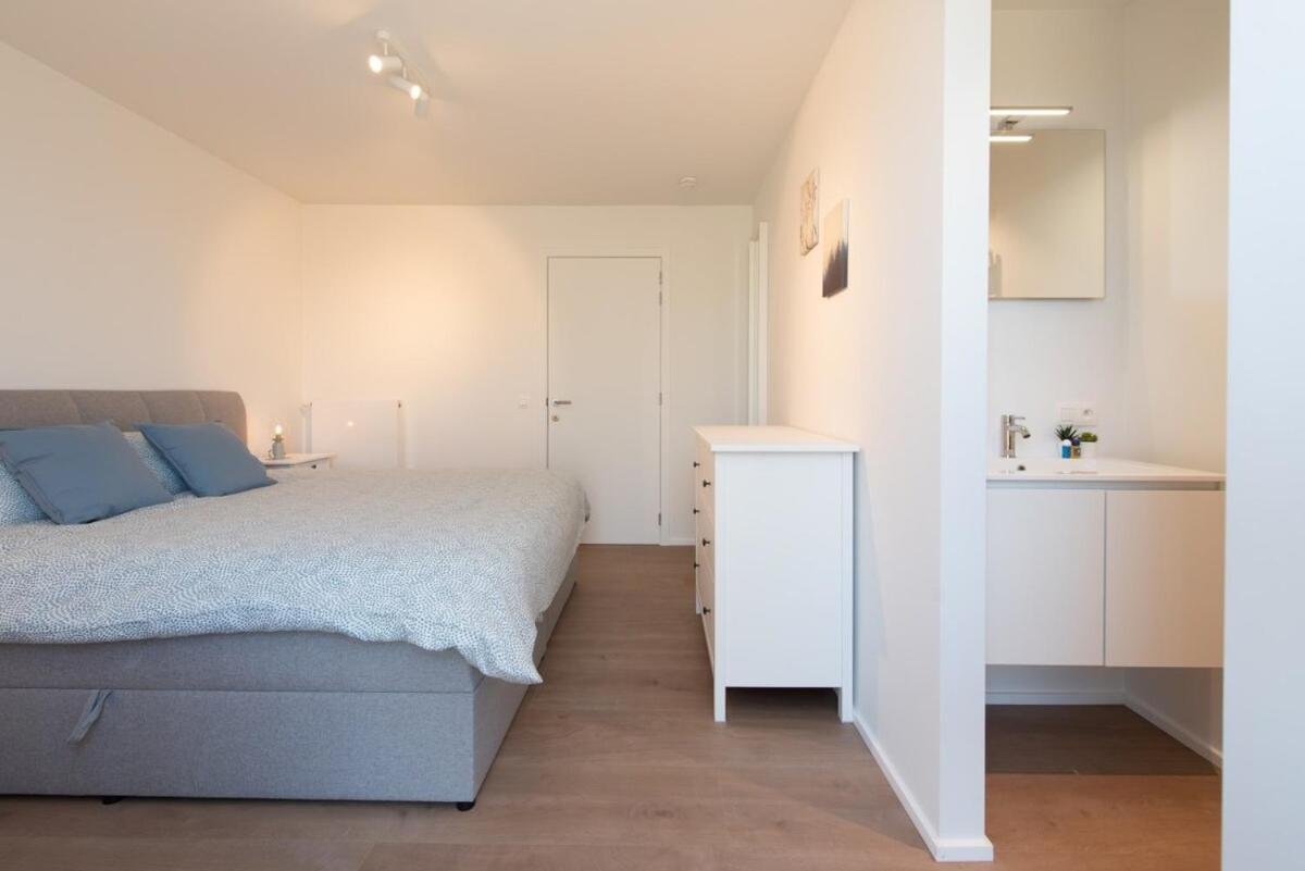 Villa Petit Mouche - Recently Renovated Villa Close To Beach Koksijde Exterior photo